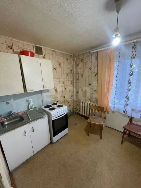 квартира г Брянск р-н Советский ул Урицкого 76 фото 2