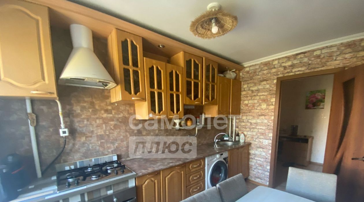 квартира г Омск р-н Центральный ул 21-я Северная 165 фото 11