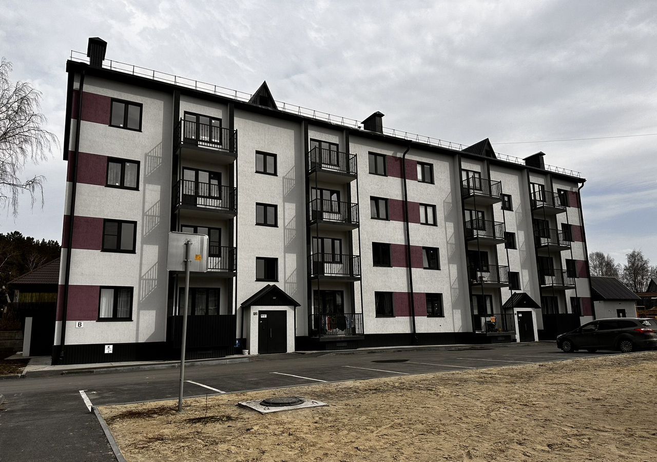 квартира г Заводоуковск ул Декабристов 26к/1 фото 2