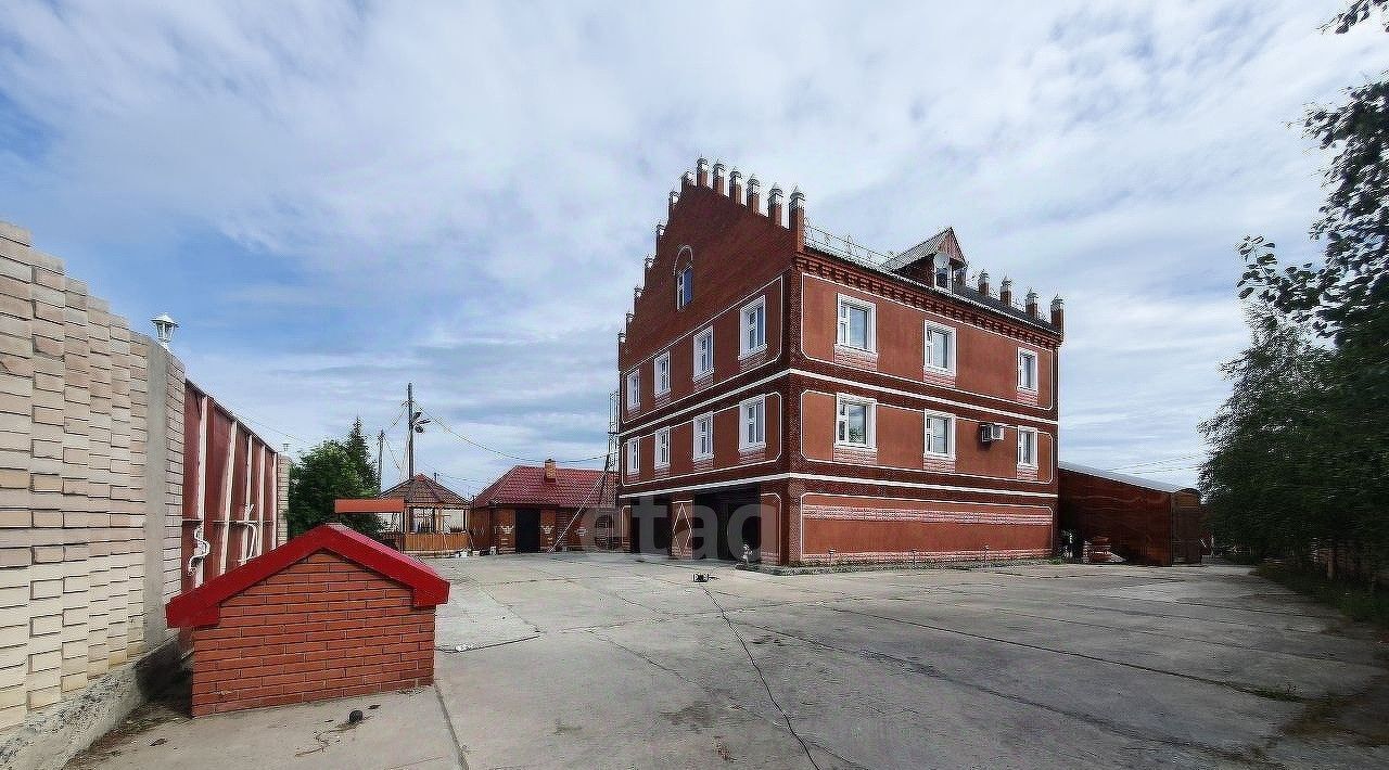 дом г Салехард ул Патрикеева фото 2
