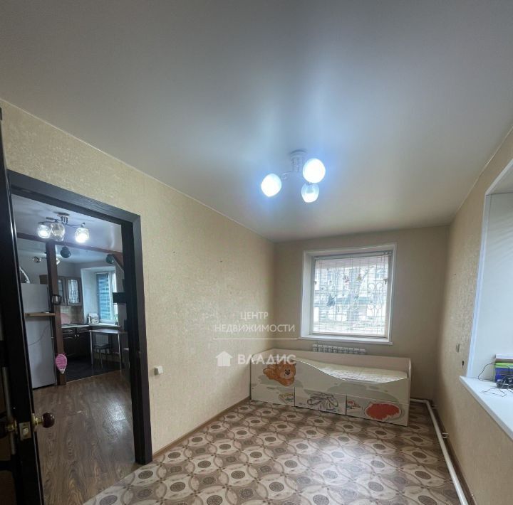 квартира г Арсеньев пр-кт Горького 25а фото 1