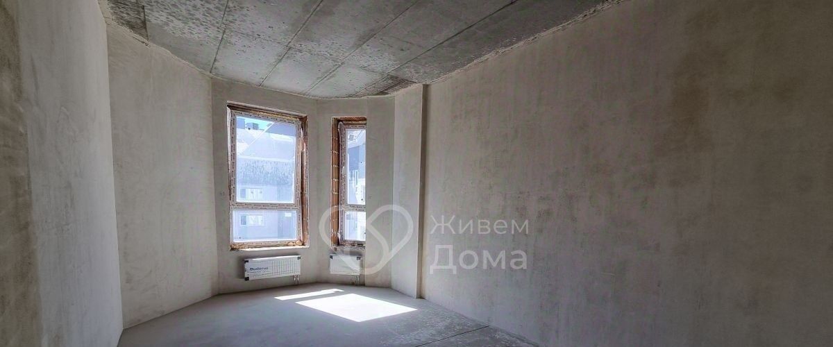 квартира г Волгоград р-н Дзержинский ул им. Покрышкина 2 фото 1