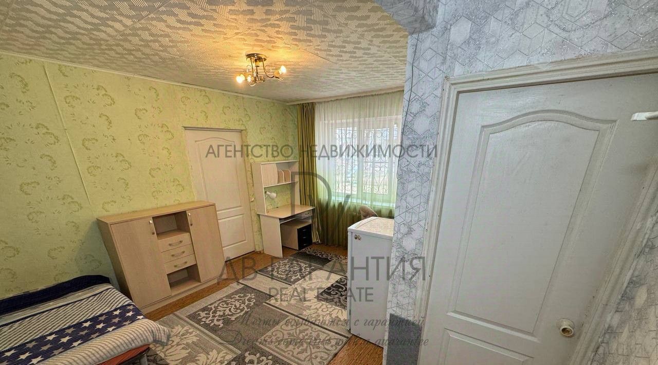 квартира г Комсомольск-на-Амуре Центральный округ пр-кт Первостроителей 31к/2 фото 3