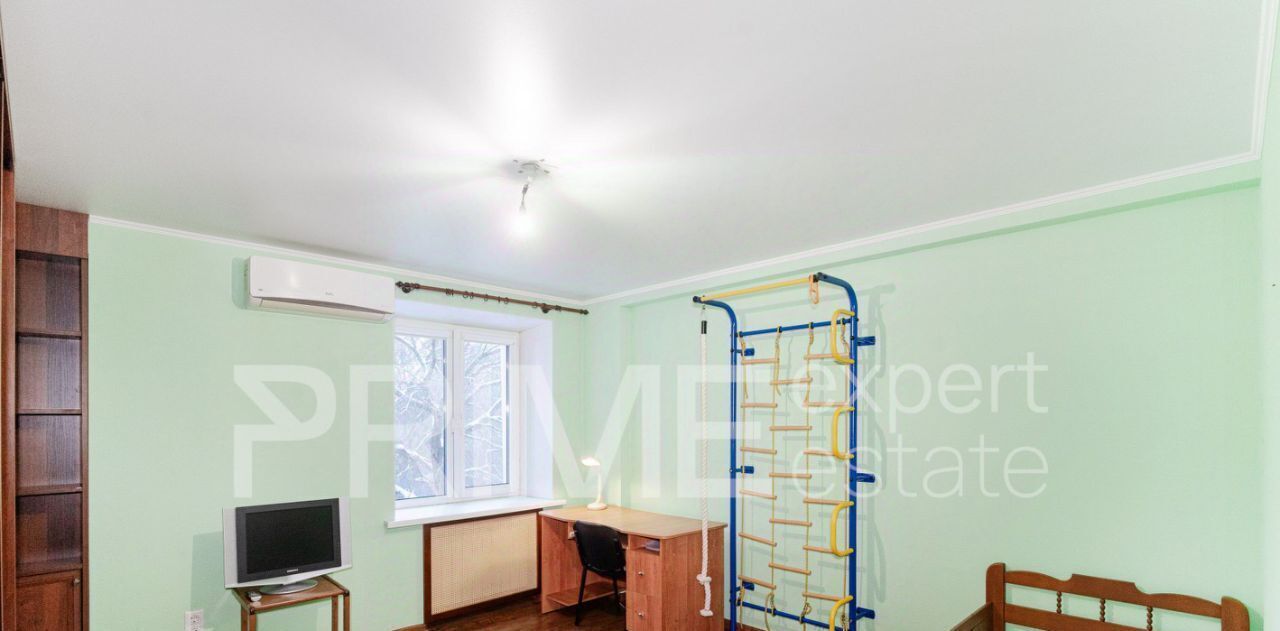 квартира г Омск р-н Центральный ул. 20 лет РККА, 13к 2 фото 11
