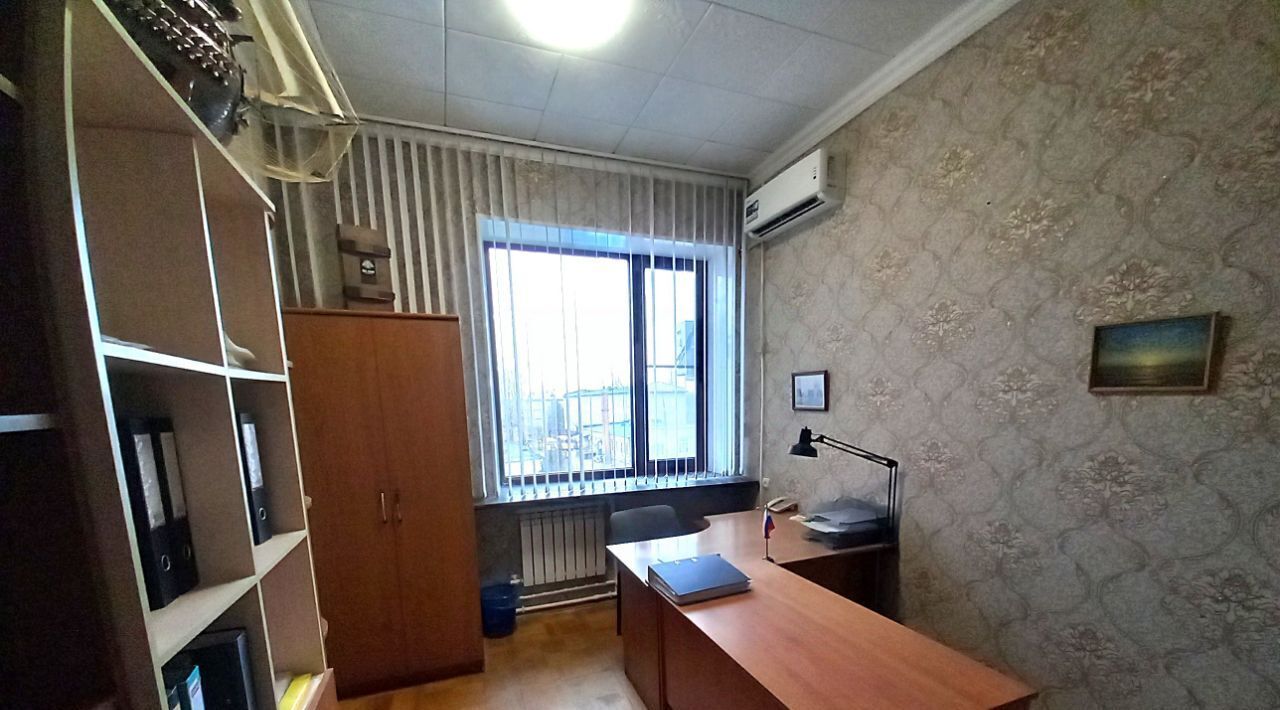 свободного назначения г Волгоград р-н Тракторозаводский ул Тракторостроителей 1б фото 21