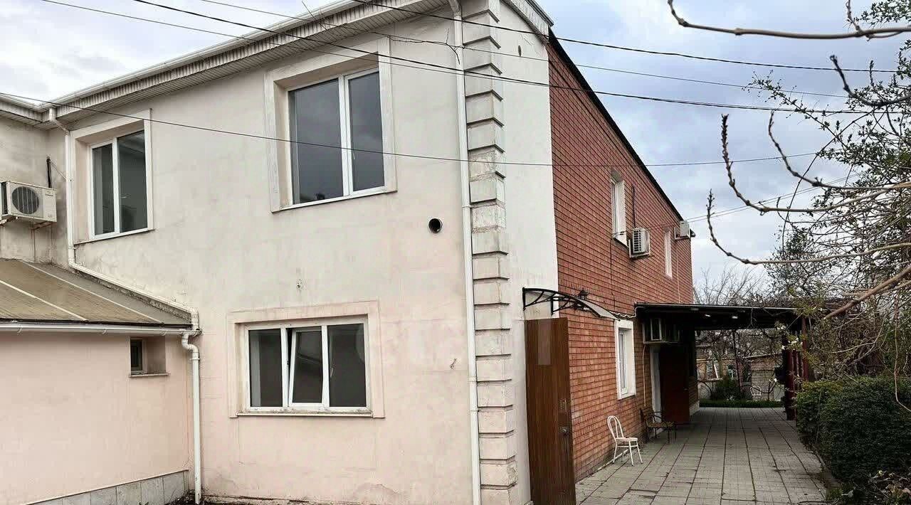 дом г Ростов-на-Дону р-н Октябрьский ул Таганрогская фото 8
