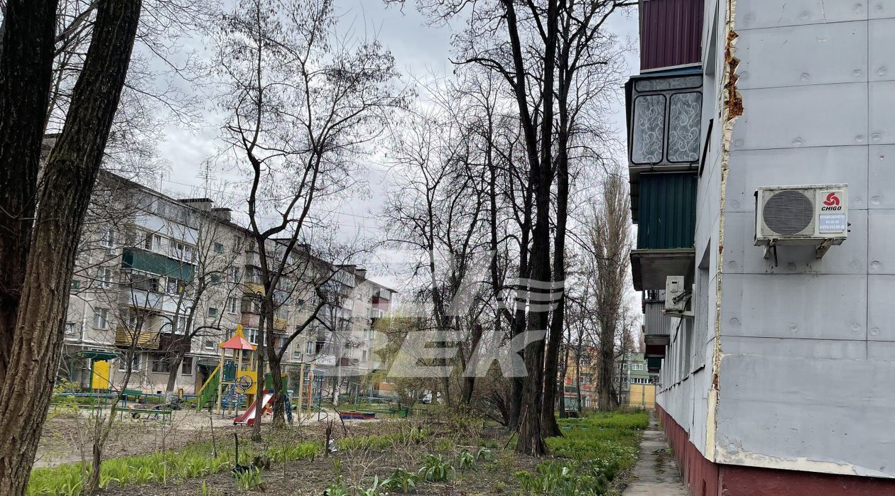 квартира г Курск р-н Сеймский ул Дейнеки 16б Курского завода тракторных запчастей мкр фото 2