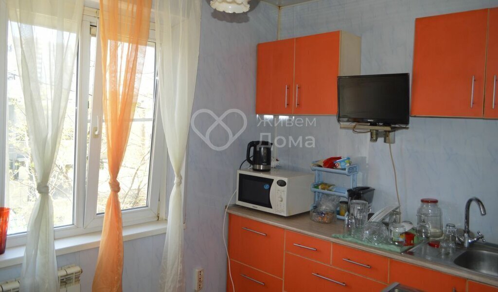 квартира г Волгоград район Семь Ветров ул 8-й Воздушной Армии 56 фото 10