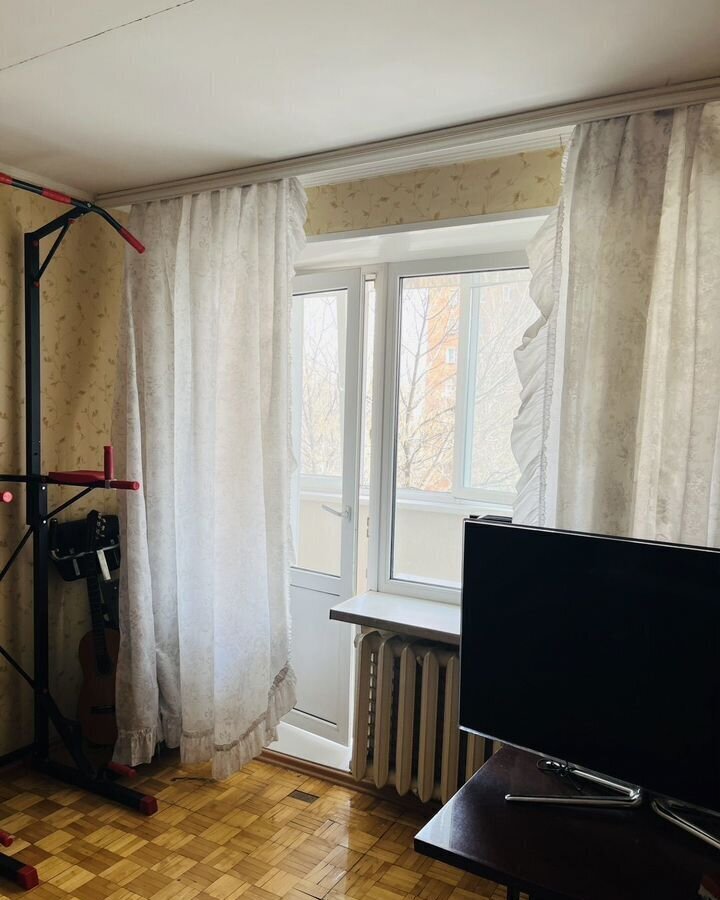 квартира г Тольятти р-н Автозаводский 5-й квартал б-р Орджоникидзе 8 фото 6