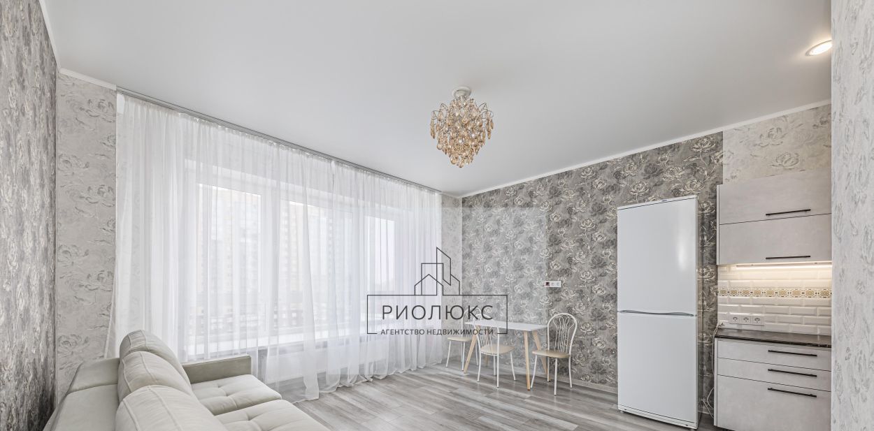 квартира г Челябинск р-н Центральный ул Академика Макеева 24 фото 1