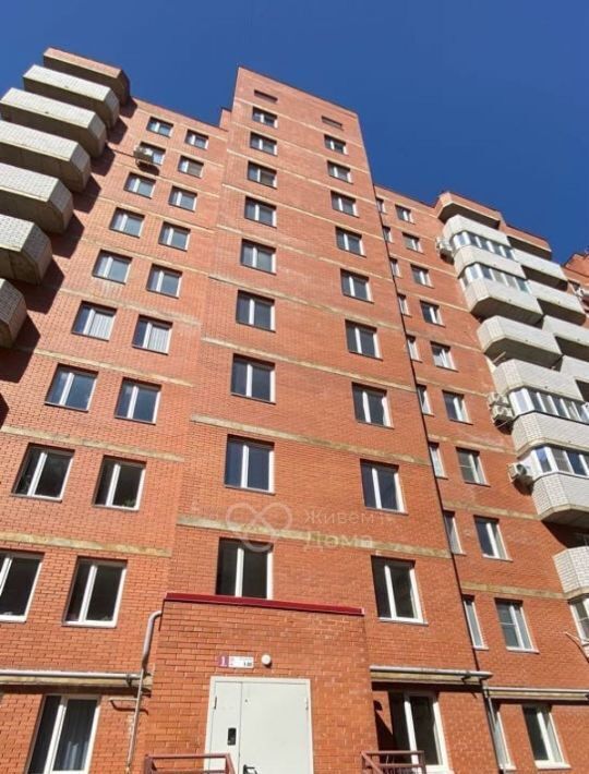 квартира г Волгоград р-н Кировский ул им. старшего лейтенанта Токарева 11 фото 2