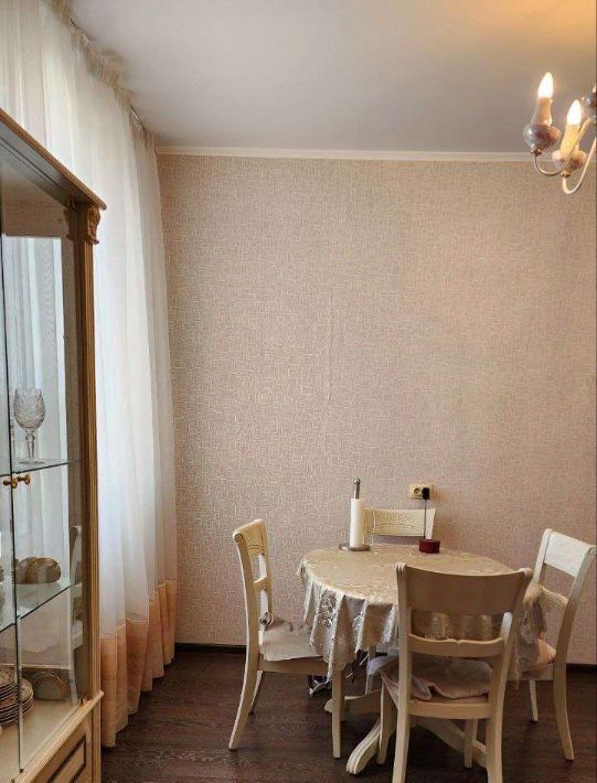 квартира г Оренбург р-н Ленинский ул Салмышская 43/5 фото 7