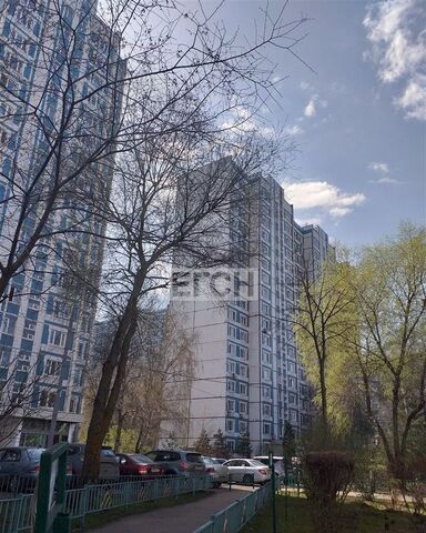 б-р Осенний 10к/2 фото