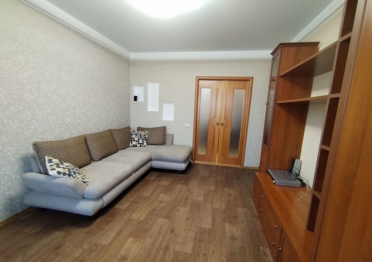 квартира г Саратов р-н Ленинский ул им Бардина И.П. 10 фото 1