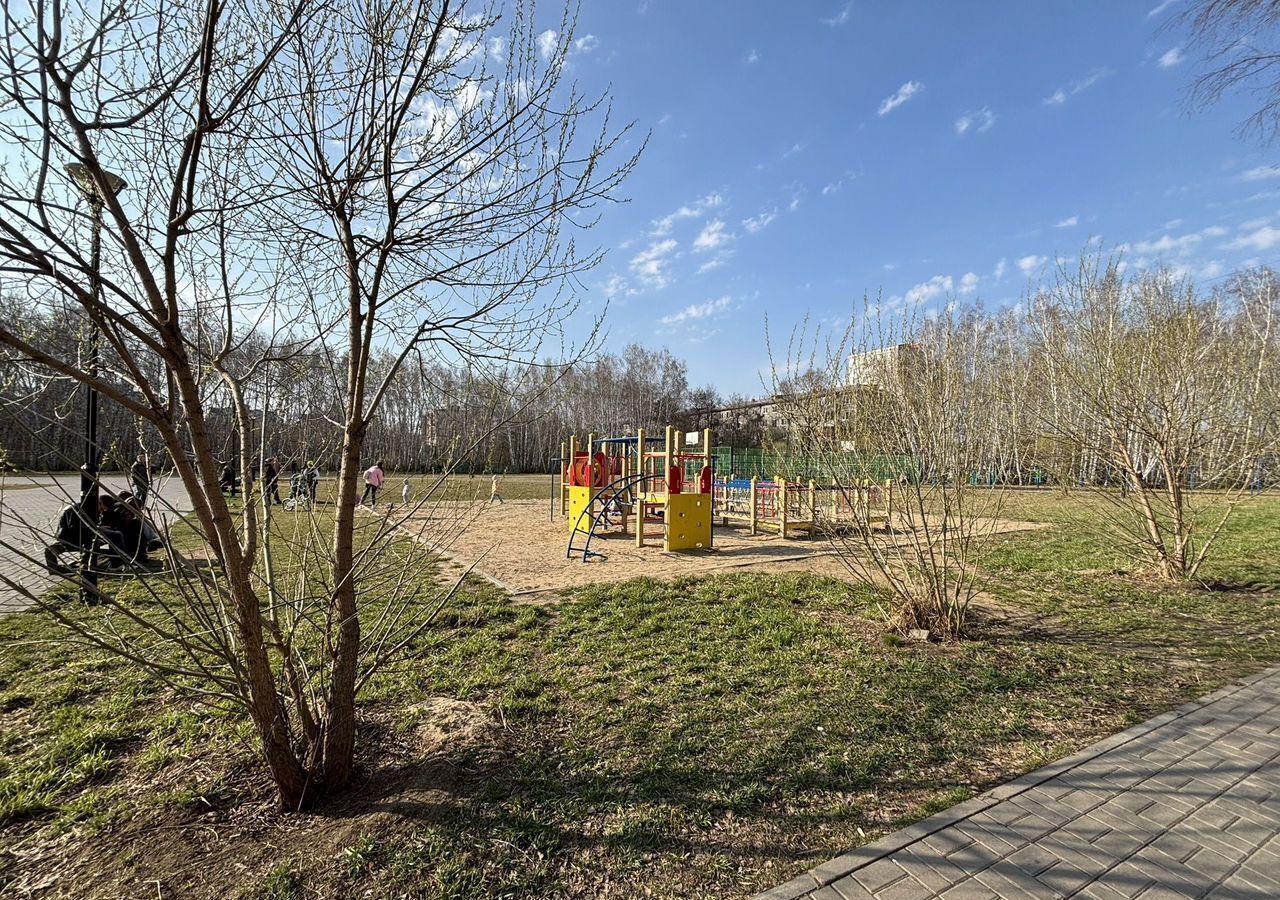 квартира г Омск р-н Кировский ул Ватутина 11а фото 27
