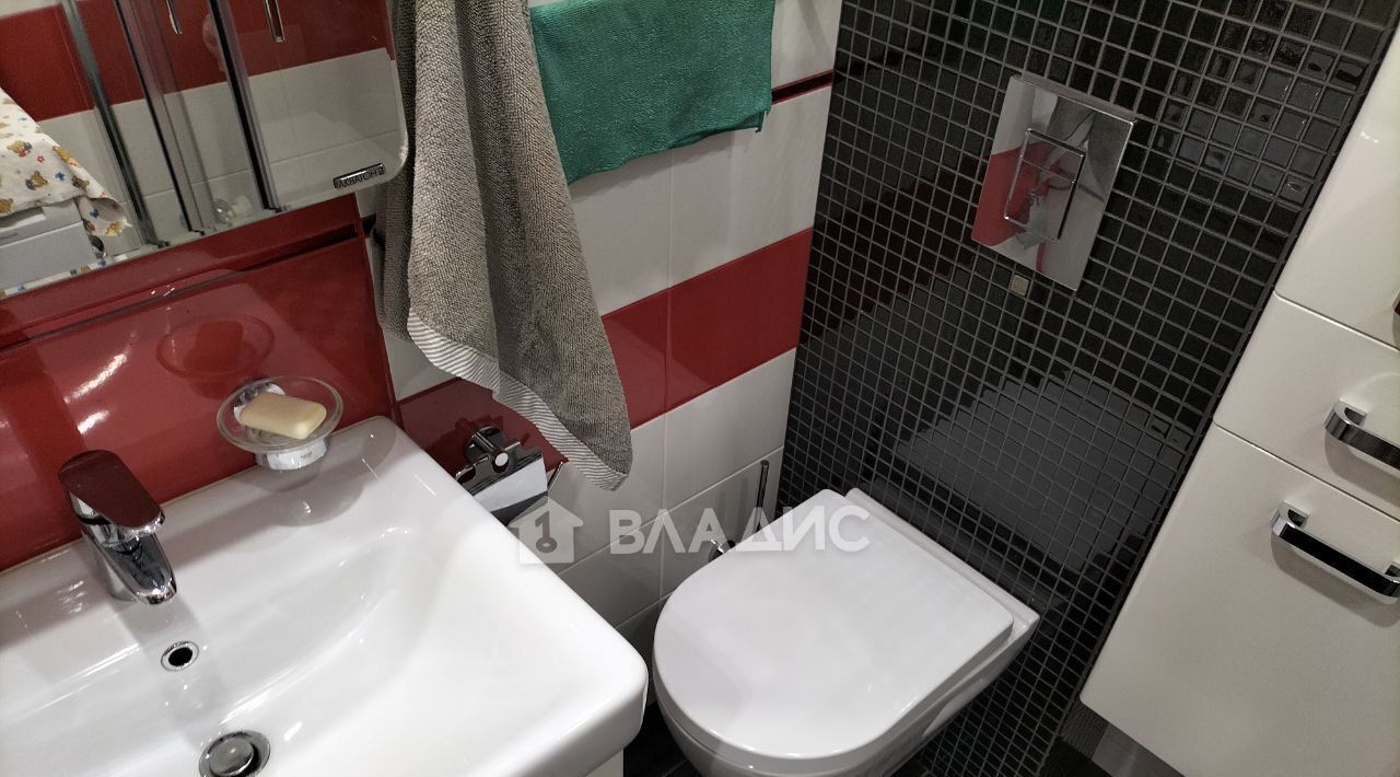 квартира г Волгоград р-н Тракторозаводский ул им. Жолудева 22 фото 6