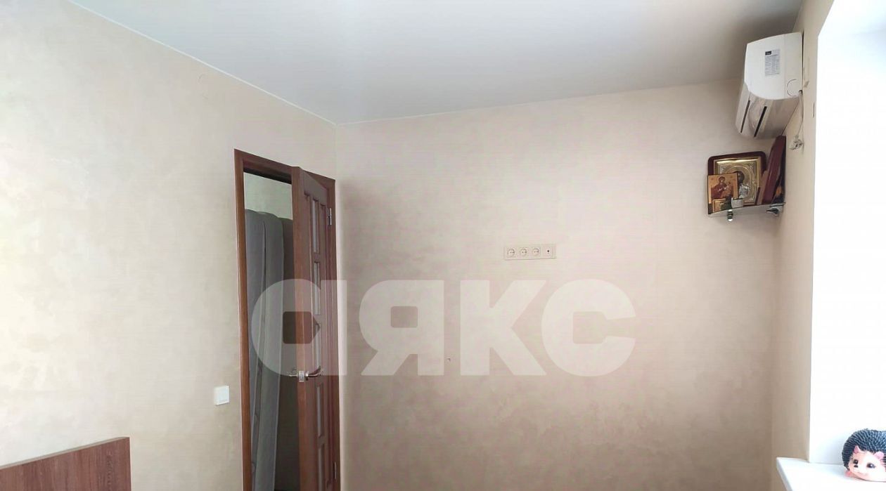 квартира г Симферополь р-н Центральный ул. Дмитрия Ульянова, 32 фото 8