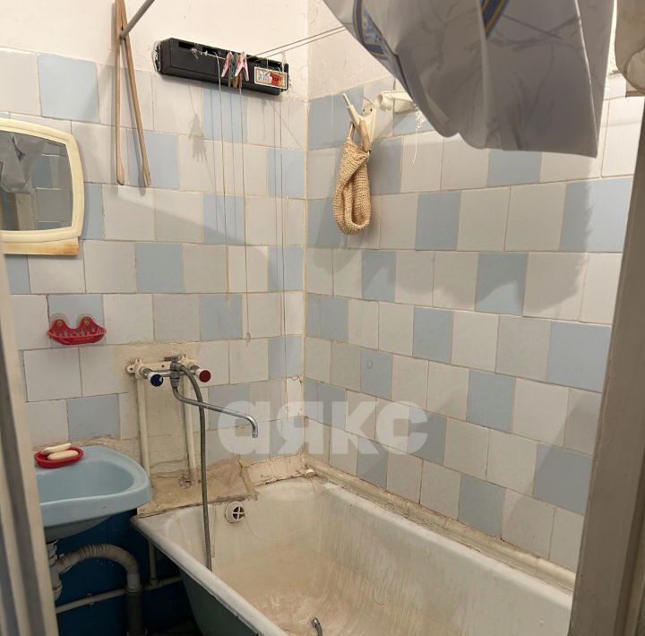 квартира г Волгоград мкр Ангарский р-н Дзержинский ул им. Калеганова 5 фото 6