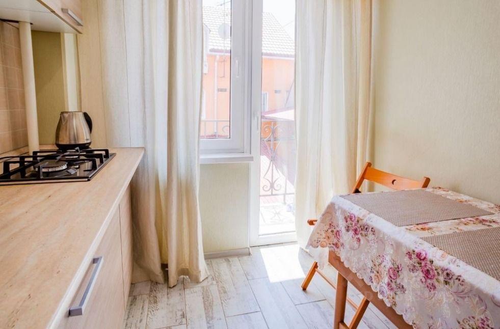 квартира г Сочи р-н Адлерский ул Лескова 25 фото 1
