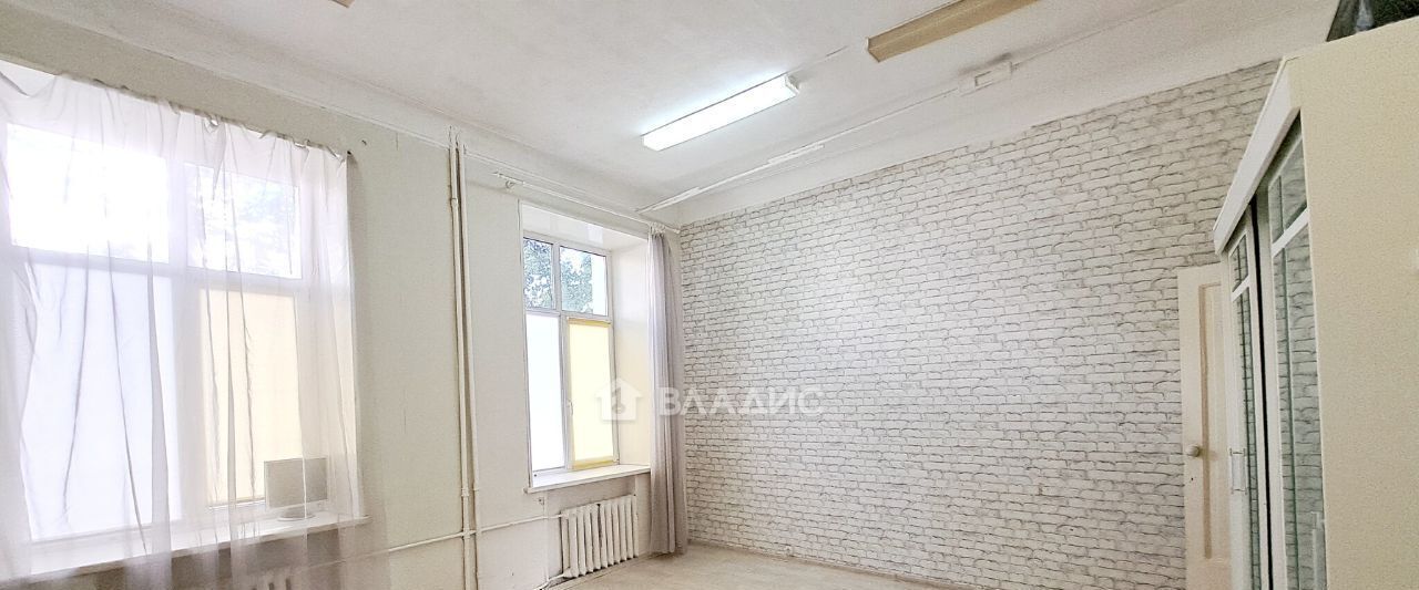 квартира г Нижний Новгород Горьковская ул Ошарская 61 фото 1