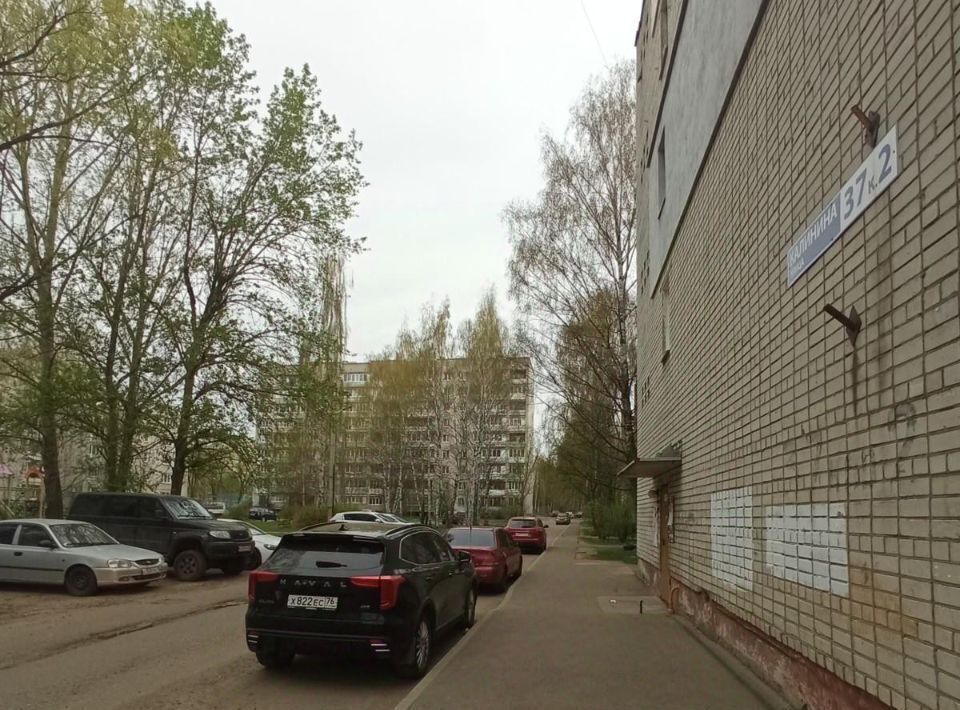квартира г Ярославль р-н Фрунзенский ул Калинина 37к/2 фото 4