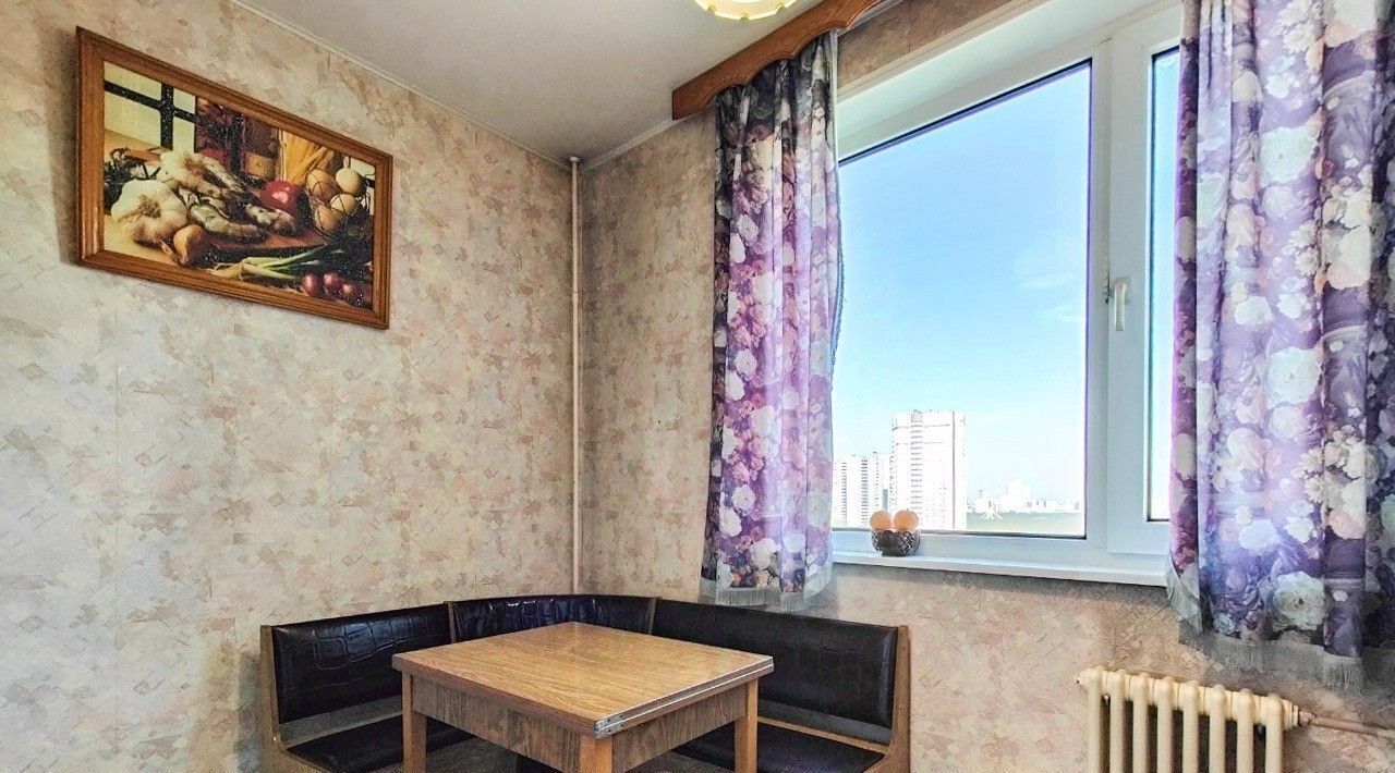 квартира г Москва метро Крылатское б-р Осенний 18к/2 фото 4
