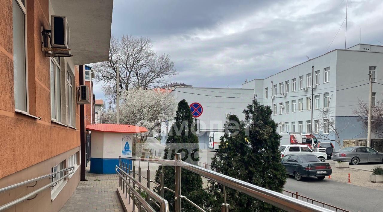 квартира г Новороссийск р-н Центральный ул Челюскинцев 47 фото 24