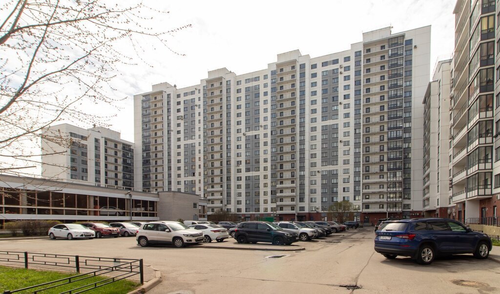 квартира г Санкт-Петербург ул Оптиков 51к/1 Старая деревня фото 2