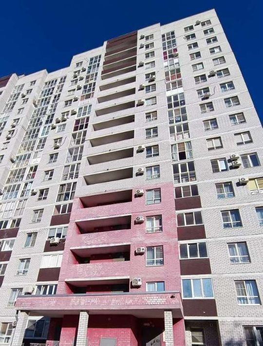 квартира г Волгоград р-н Тракторозаводский ул им. Демьяна Бедного 2а фото 2