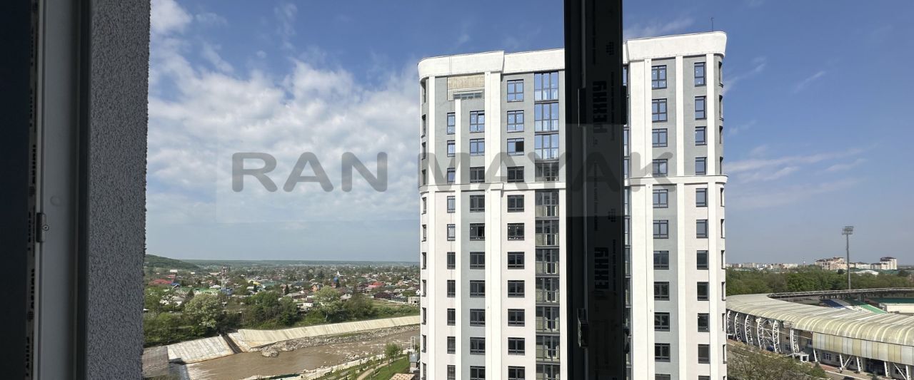 квартира г Майкоп ул Гагарина 1 фото 1