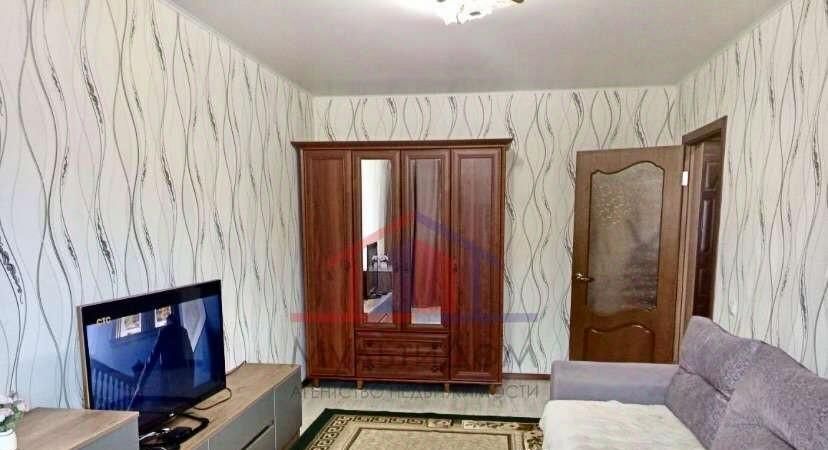квартира г Старый Оскол микрорайон Лебединец 18 фото 3