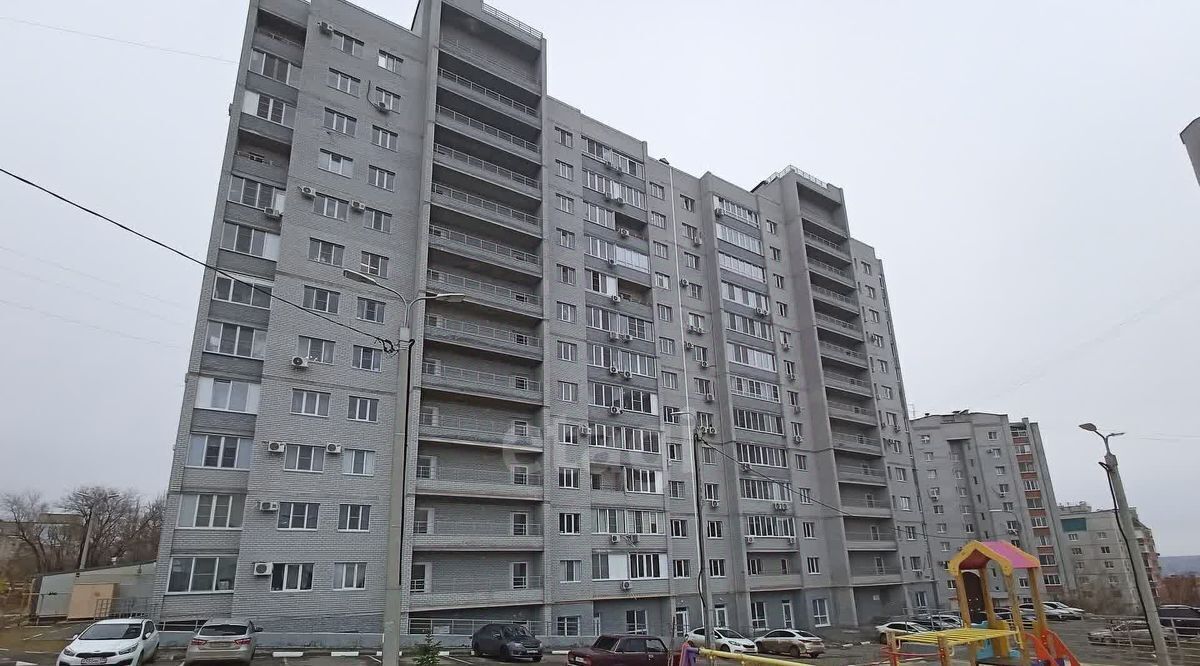 квартира г Волгоград р-н Дзержинский ул им. Хорошева 12а фото 32