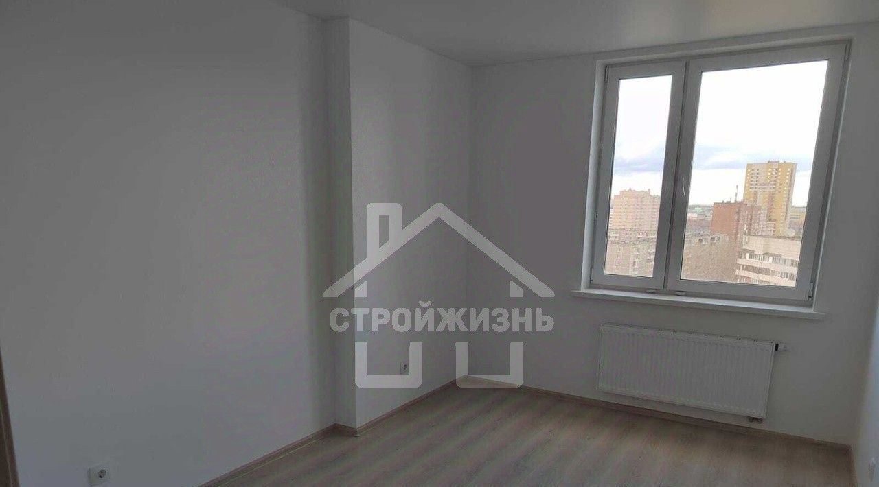 квартира г Екатеринбург Машиностроителей ул Советская 64/2 фото 3
