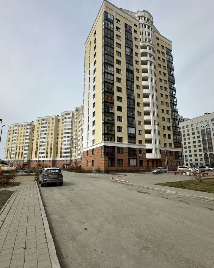 квартира г Верхняя Пышма ул Александра Козицына 10 фото 1