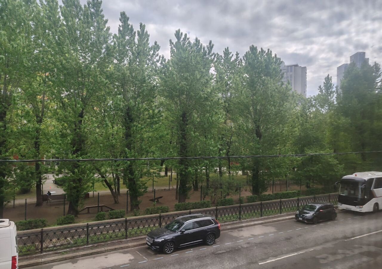 квартира г Москва метро Тестовская б-р Красногвардейский 11/1 фото 18