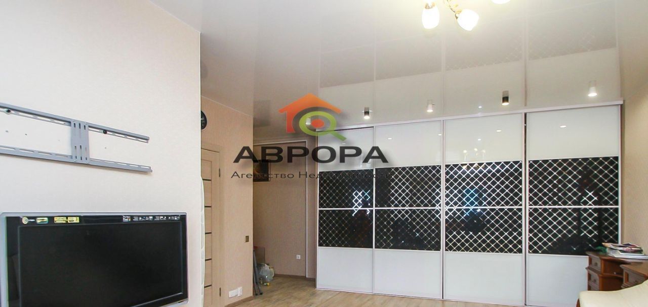 квартира г Сургут 9-10-й микрорайон ул Гагарина 12 фото 11