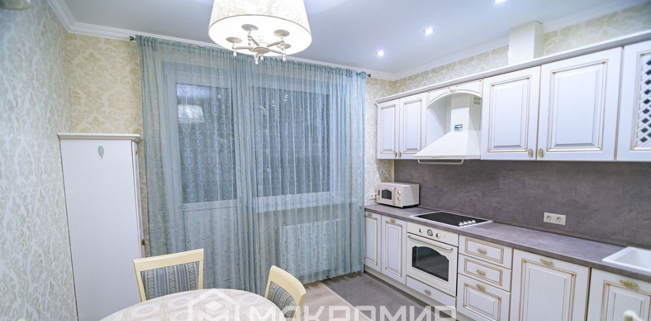 квартира г Сургут ул Университетская 11 20-й фото 1