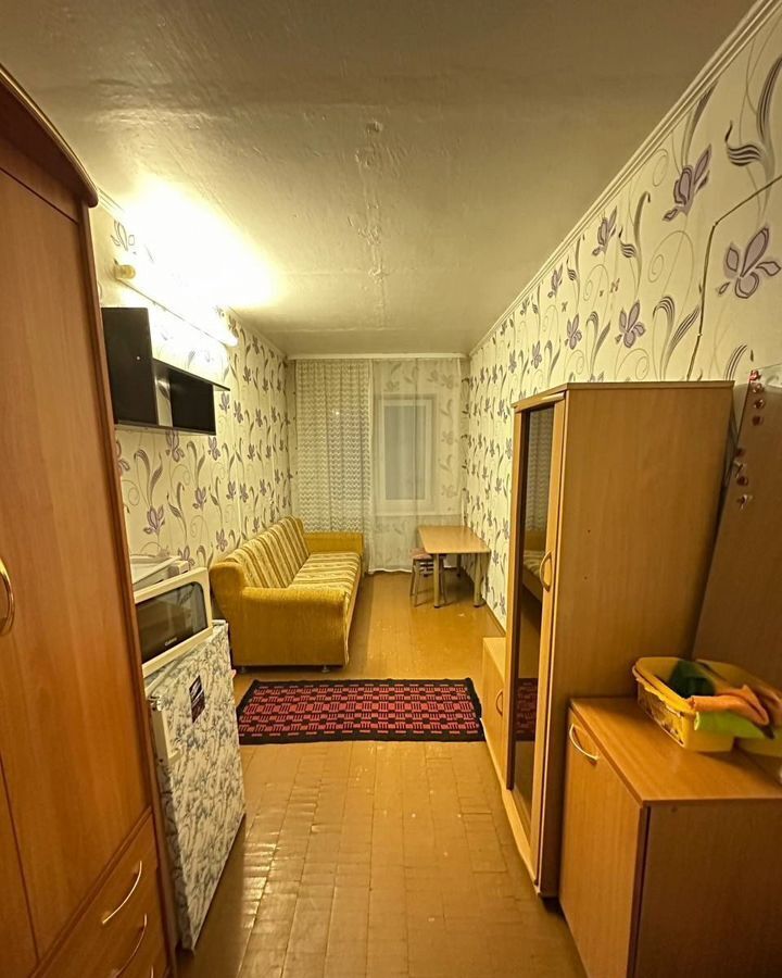 комната г Пермь р-н Свердловский ул 25 Октября 81 фото 2