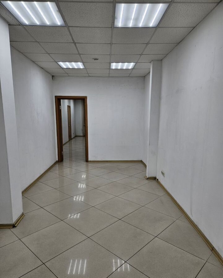 офис г Красноярск р-н Советский ул Алексеева 27 фото 1