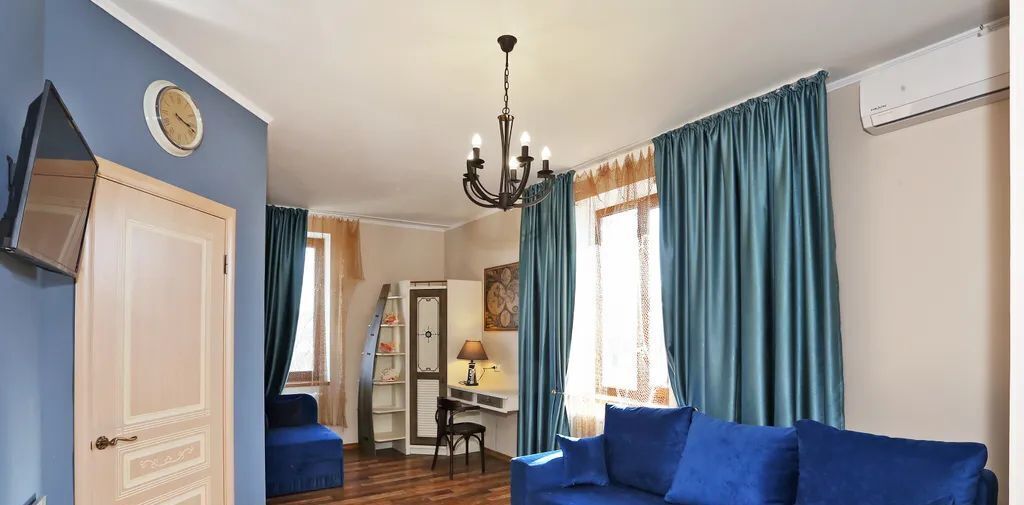 комната г Феодосия ул Суворовская 34 фото 1