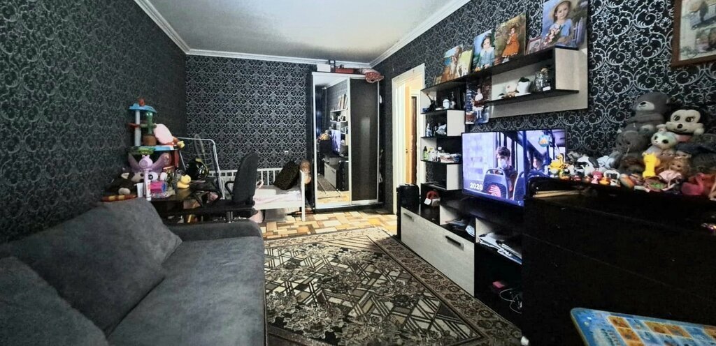 квартира г Каменск-Шахтинский ул Героев Пионеров 79а фото 1