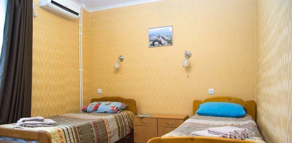 комната г Судак пгт Новый свет Миндальный кв-л, 6 фото 3