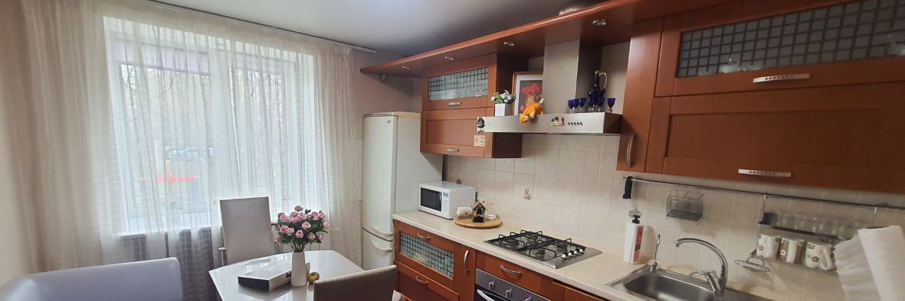 квартира г Ижевск р-н Индустриальный ул Лихвинцева 68а фото 1