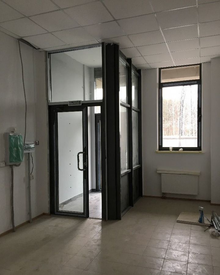 свободного назначения г Екатеринбург р-н мкр Светлый Уктус 4, р-н Чкаловский фото 4
