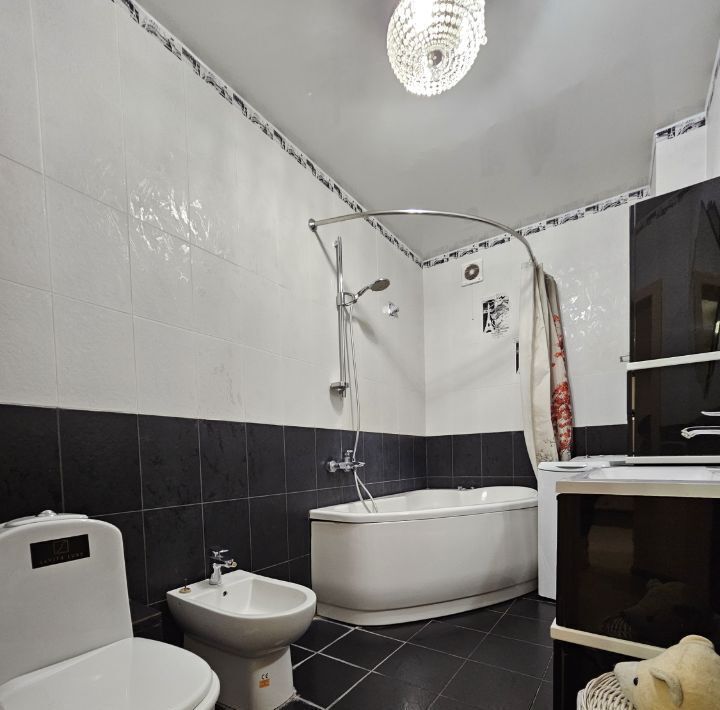 квартира г Тюмень р-н Центральный ул Газовиков 33 фото 20