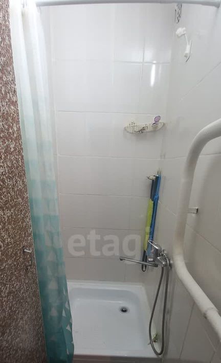 комната г Омск р-н Октябрьский пр-кт Космический 97ак/3 фото 7