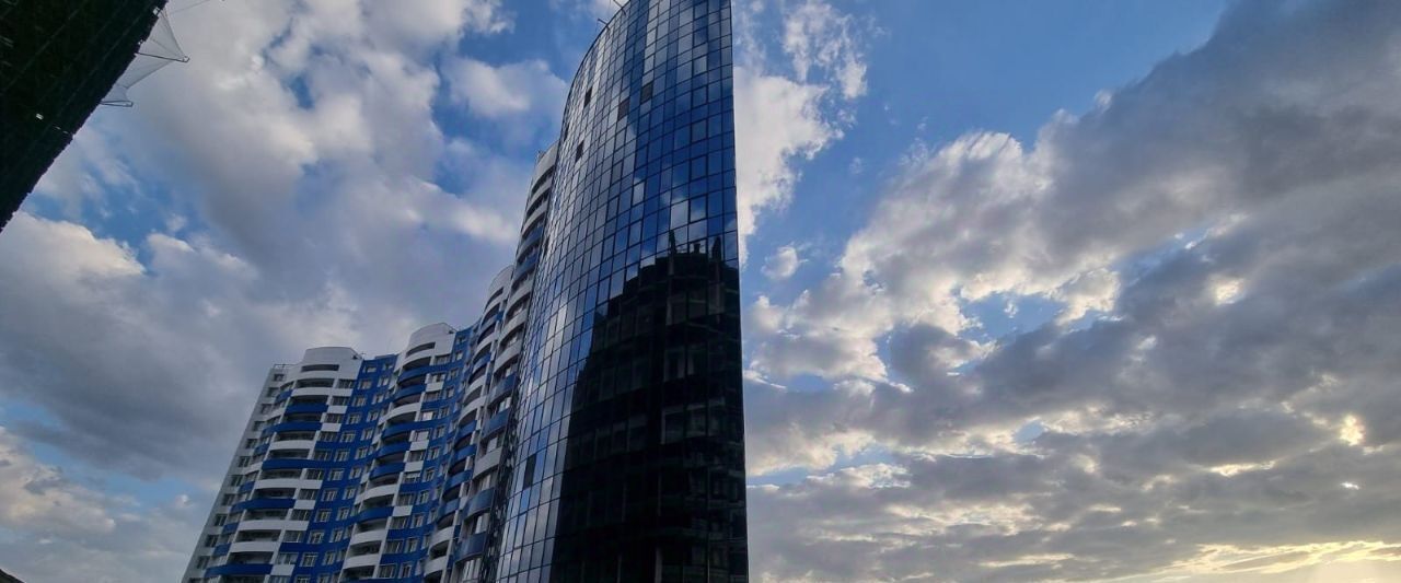 квартира г Астрахань р-н Кировский ул Бабефа 6вк/3 фото 3
