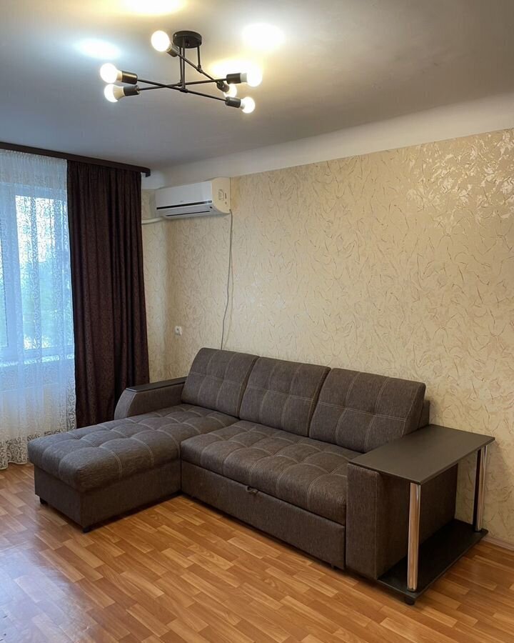 квартира г Волжский пр-кт им Ленина 120 фото 1
