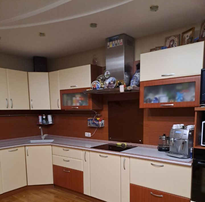 квартира г Сургут ул Сибирская 11а 18-й фото 1