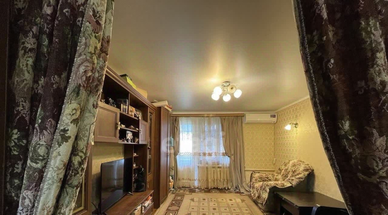 квартира г Черкесск пл Кирова 13а фото 3